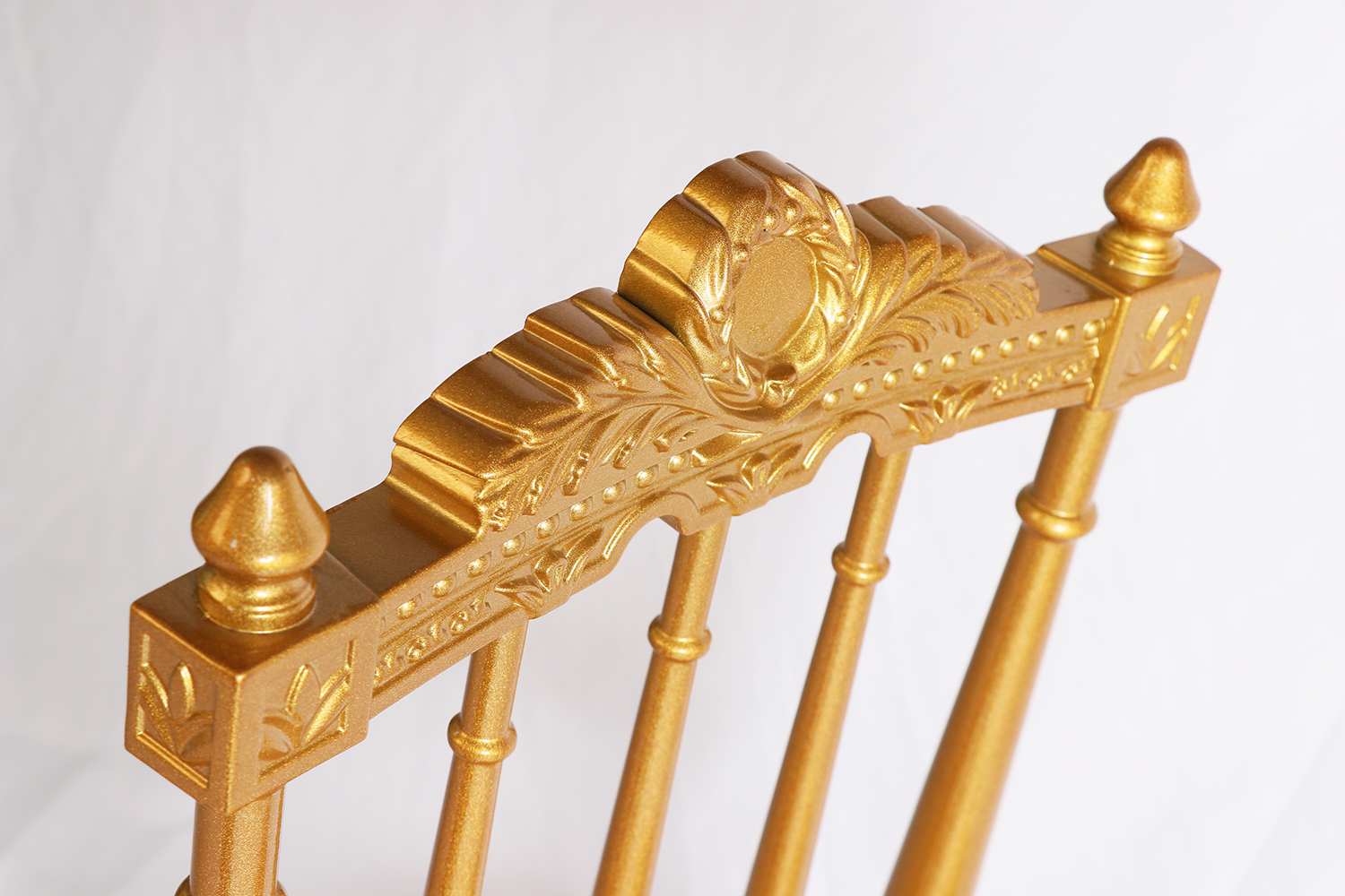 Tiffany Stacked Gold Metal Wedding Chairs with Cushion for Apartments 10