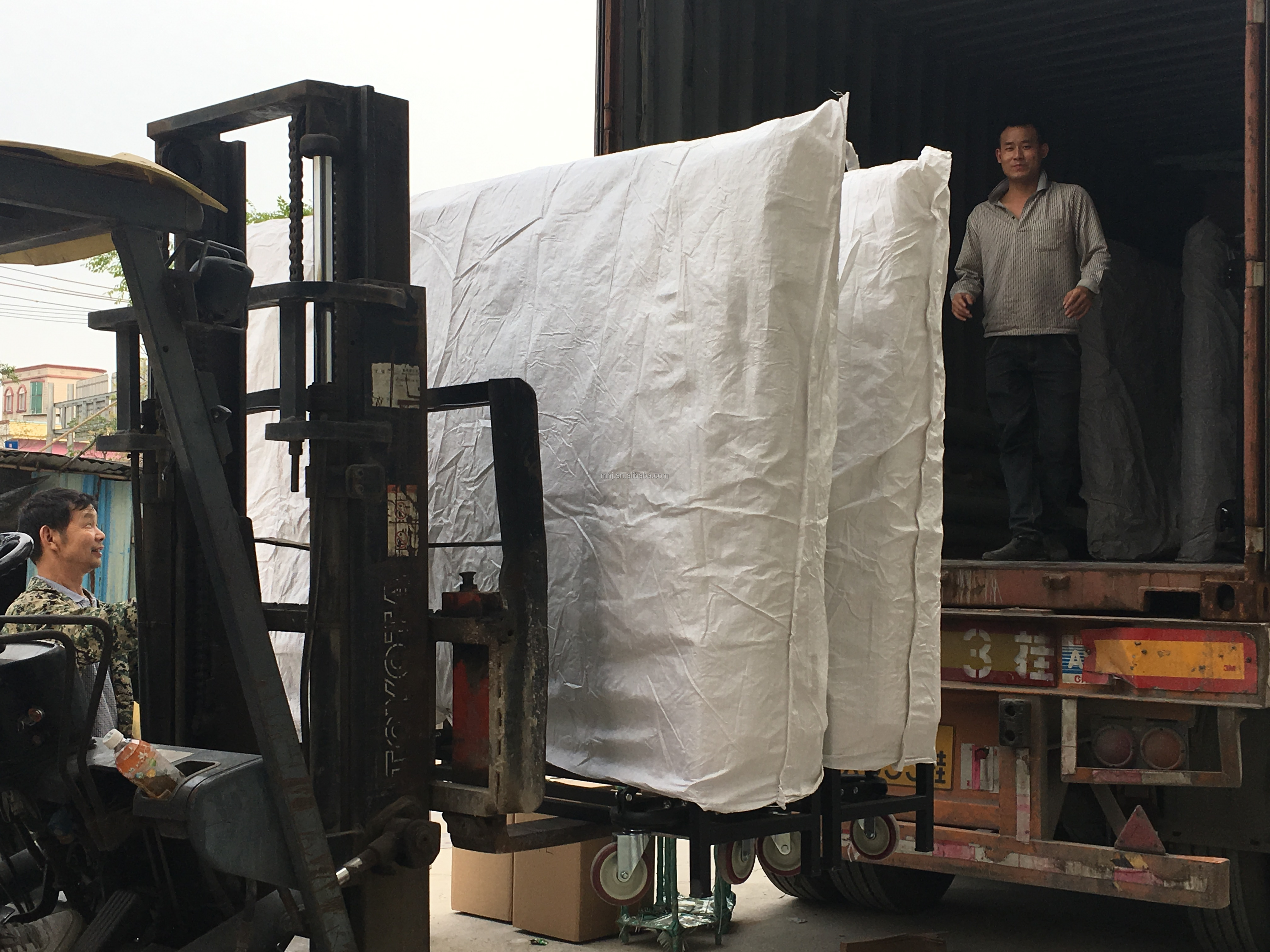 MHJ furniture - High Quality Metal Movable Folding Wedding Hotel Stage Mobile stage 16
