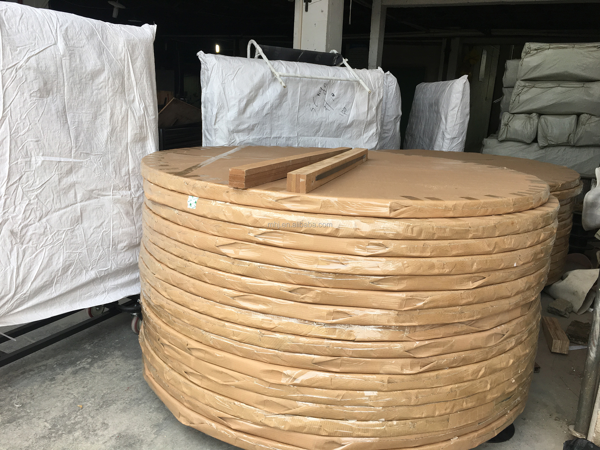 MHJ furniture - Wholesale Cheap Price Folding Wooden Round Banquet Dining Table Tables 16