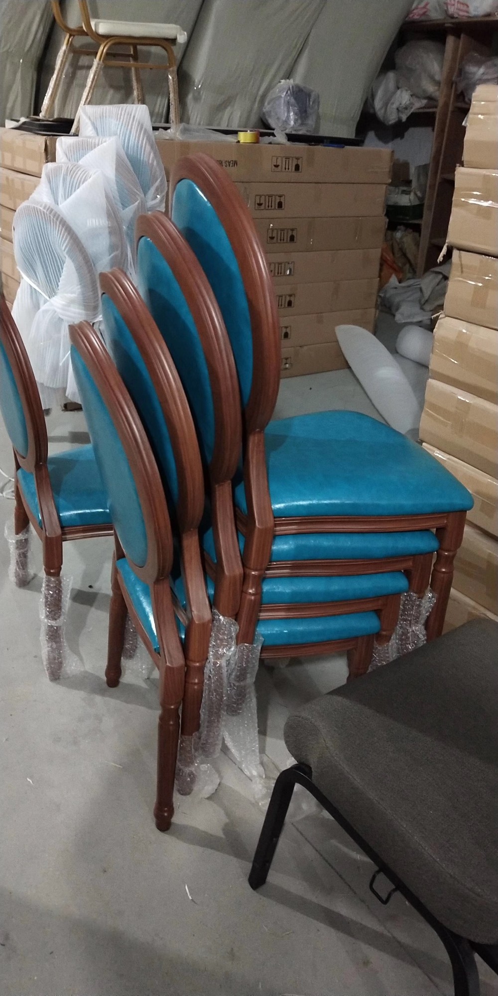 MHJ furniture - Imitated Wood Look Egg Back Aluminum Dining Chair In Blue Leather Ungrouped 17