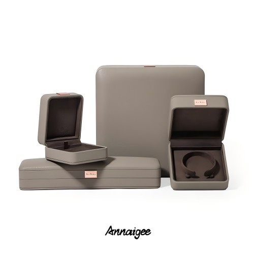 faux leather jewelry box
