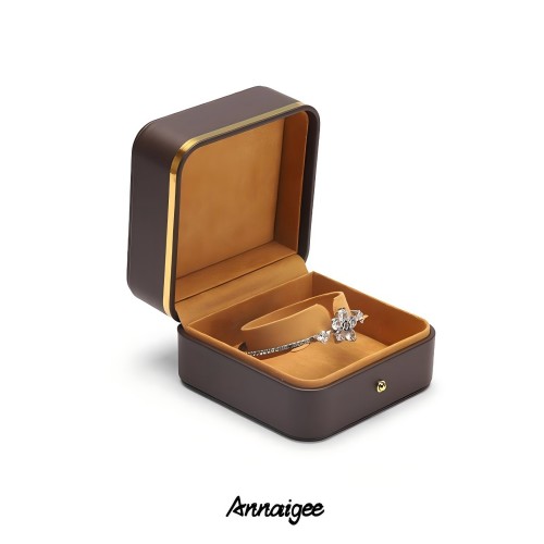 brown leather bracelet box
