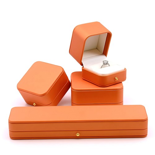 orange leather ring box