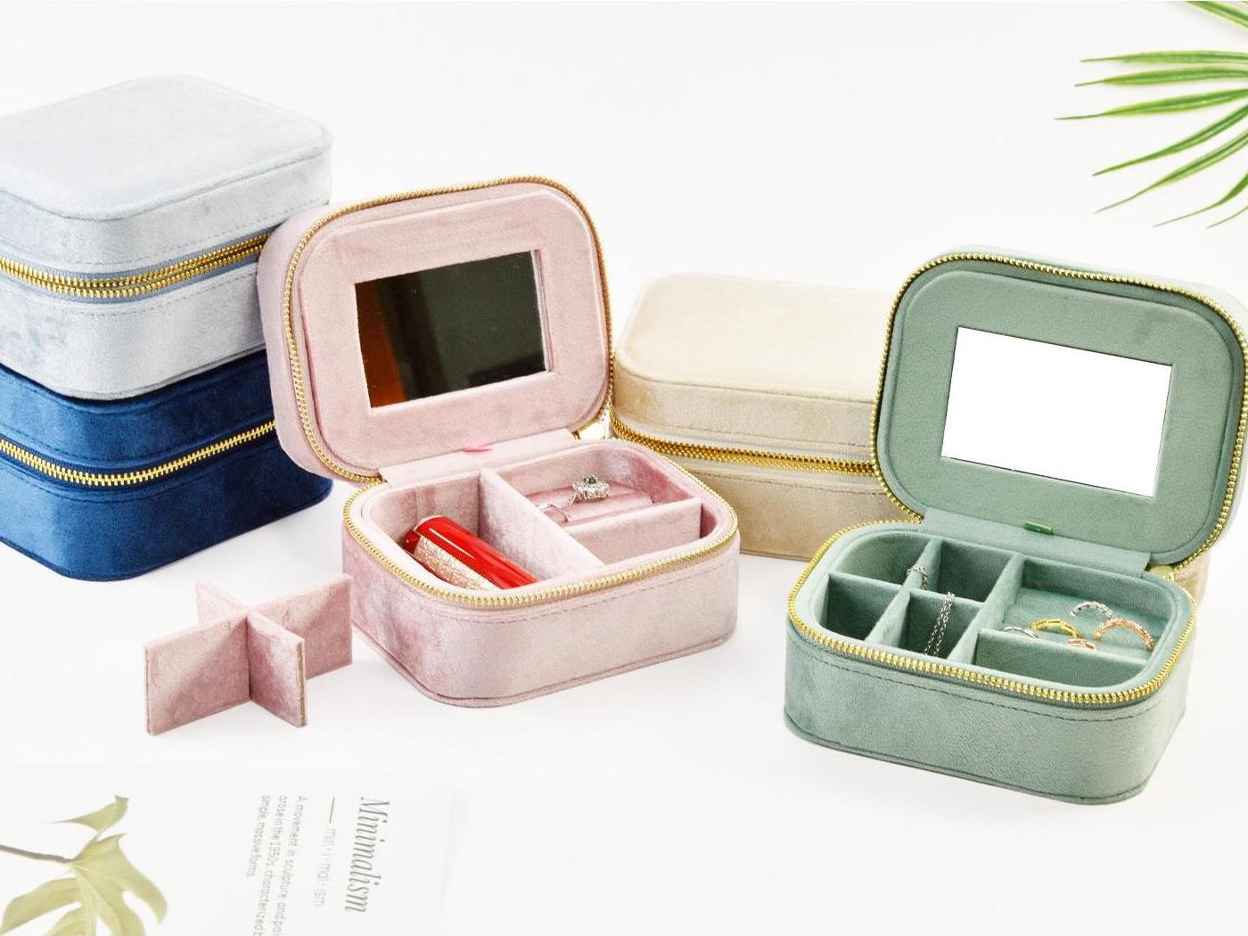 High-quality Green Velvet Travel Jewelry Case Wholesale