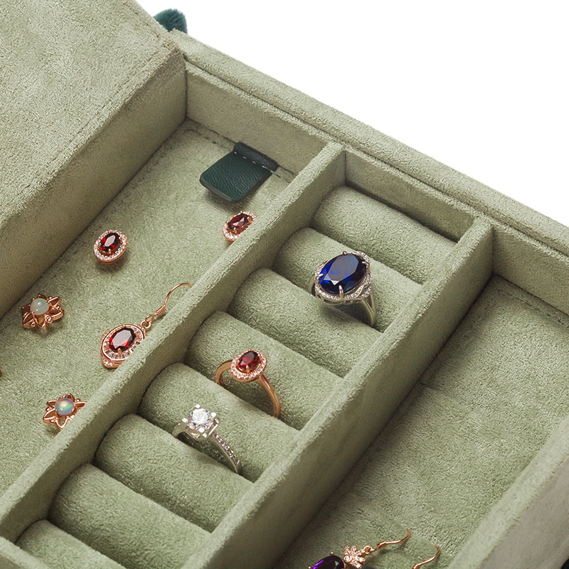 Book Shaped Jewelry Box Details-3