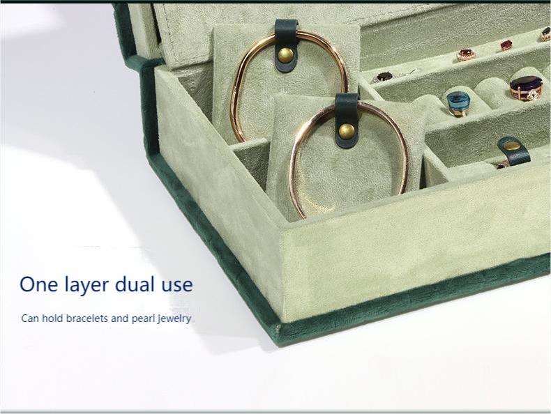Book Shaped Jewelry Box Details-4