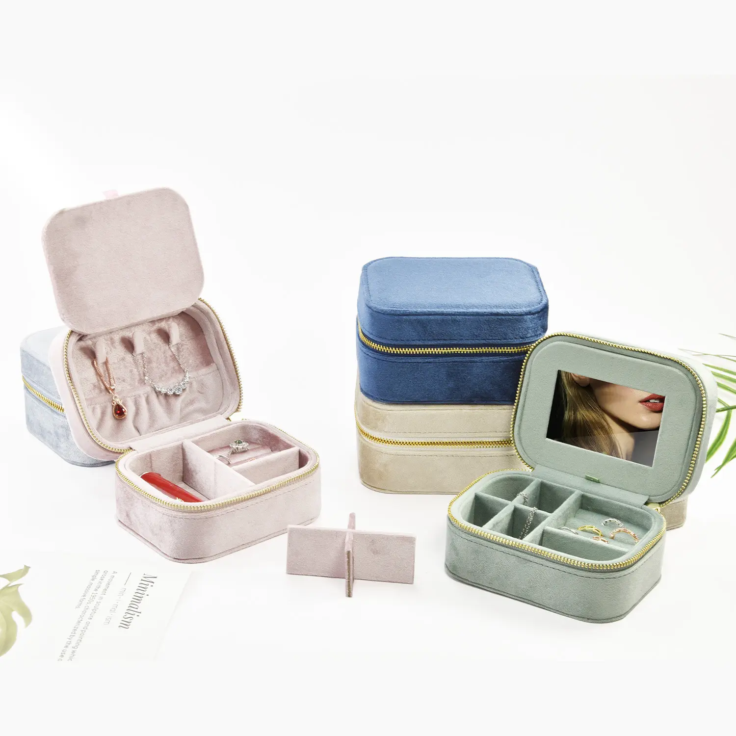 Factory Outlet Velvet Portable Travel Jewelry Case with Mirror 1
