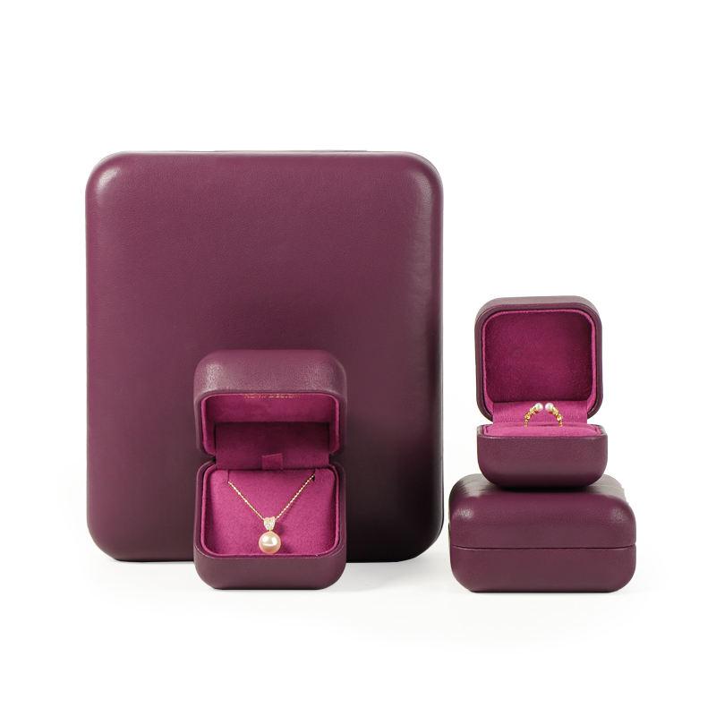  https://www.annaigeejewelrybox.com/