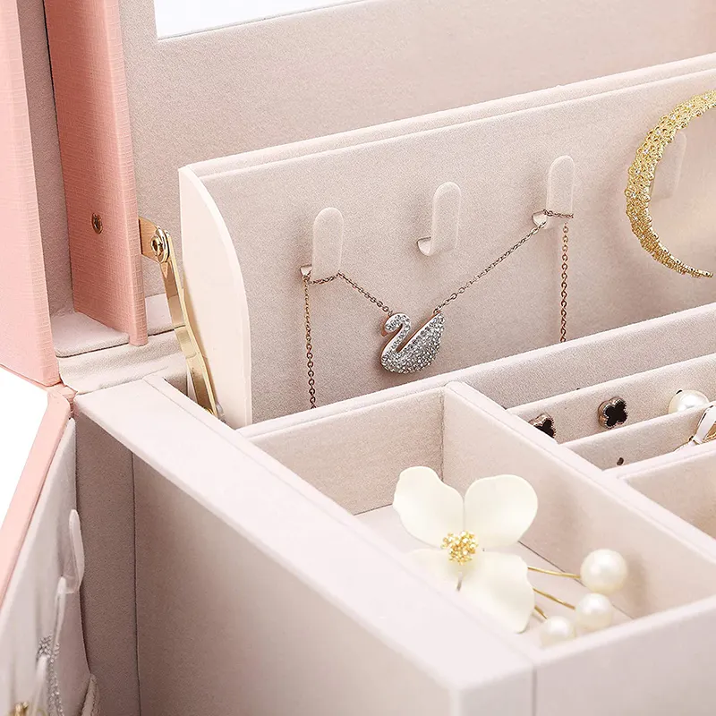 small leather travel jewelry case at Wholesale Prices | Annaigee 4