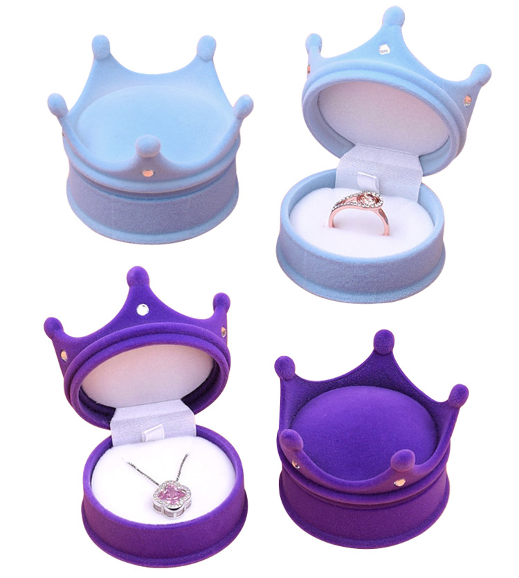 2022 Wholesale New Custom Small Velvet Jewelry Storage Packaging Box Jewelry Ring Earring Gift Travel Boxs Set With Logo