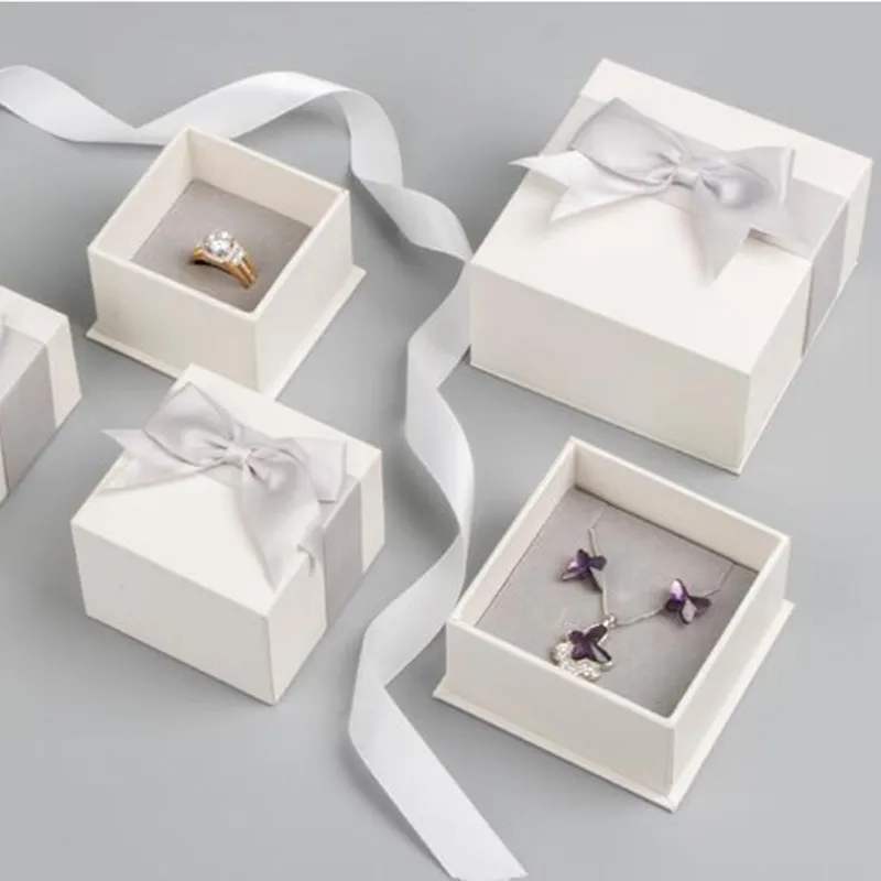 Annaigee - Eco Friendly White Embossing Gift Jewelry Box Earrings Necklace Ring Packaging Jewelry Boxes With Pouch 1
