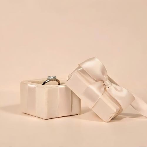 Top Jewelry Box Designs for 2025: Trends Every Jeweller Should Know 7