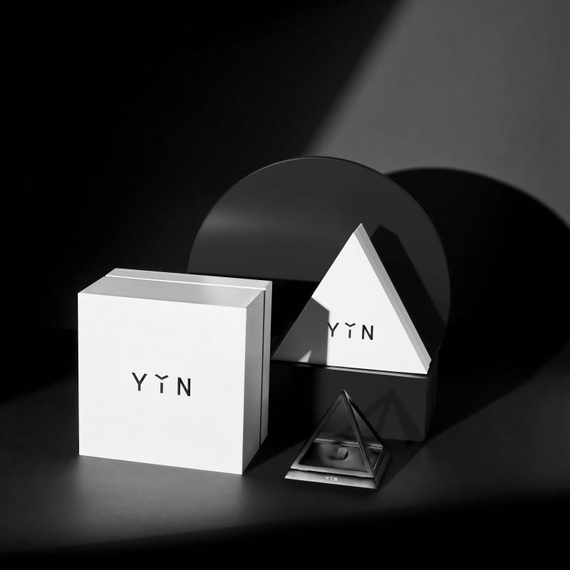 Custom paper jewelry box