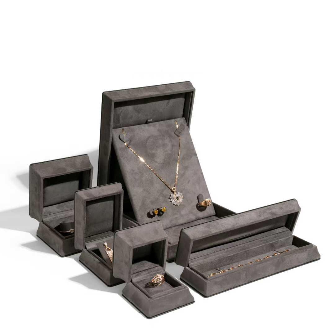 Best Velvet Jewelry Boxes Wholesale | Annaigee Luxury Packaging Expert 1