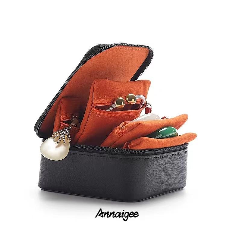  Bienvenido a Annaigee Jewelry Packaging, su principal destino para exquisitas cajas para pulseras y soluciones de embalaje al por mayor.