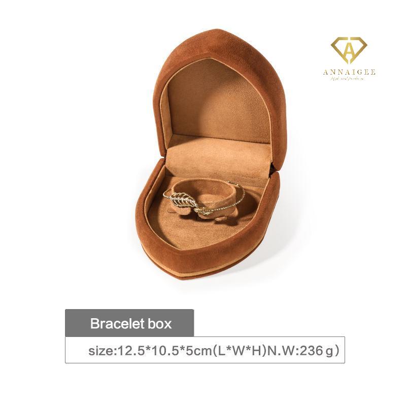velvet bracelet box