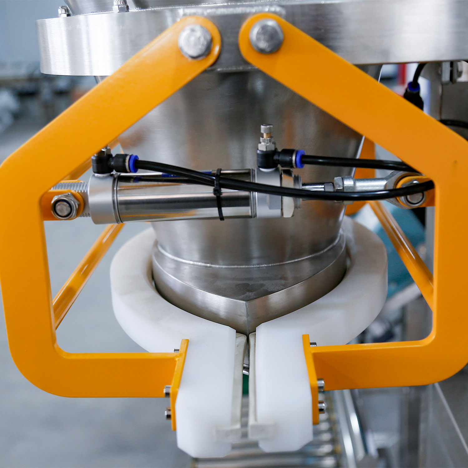 Dingjiang - Factory Supply Semi Automatic 10kg 25kg Sugar Rice Granule Weighing and Packaging Machine 25kg 11