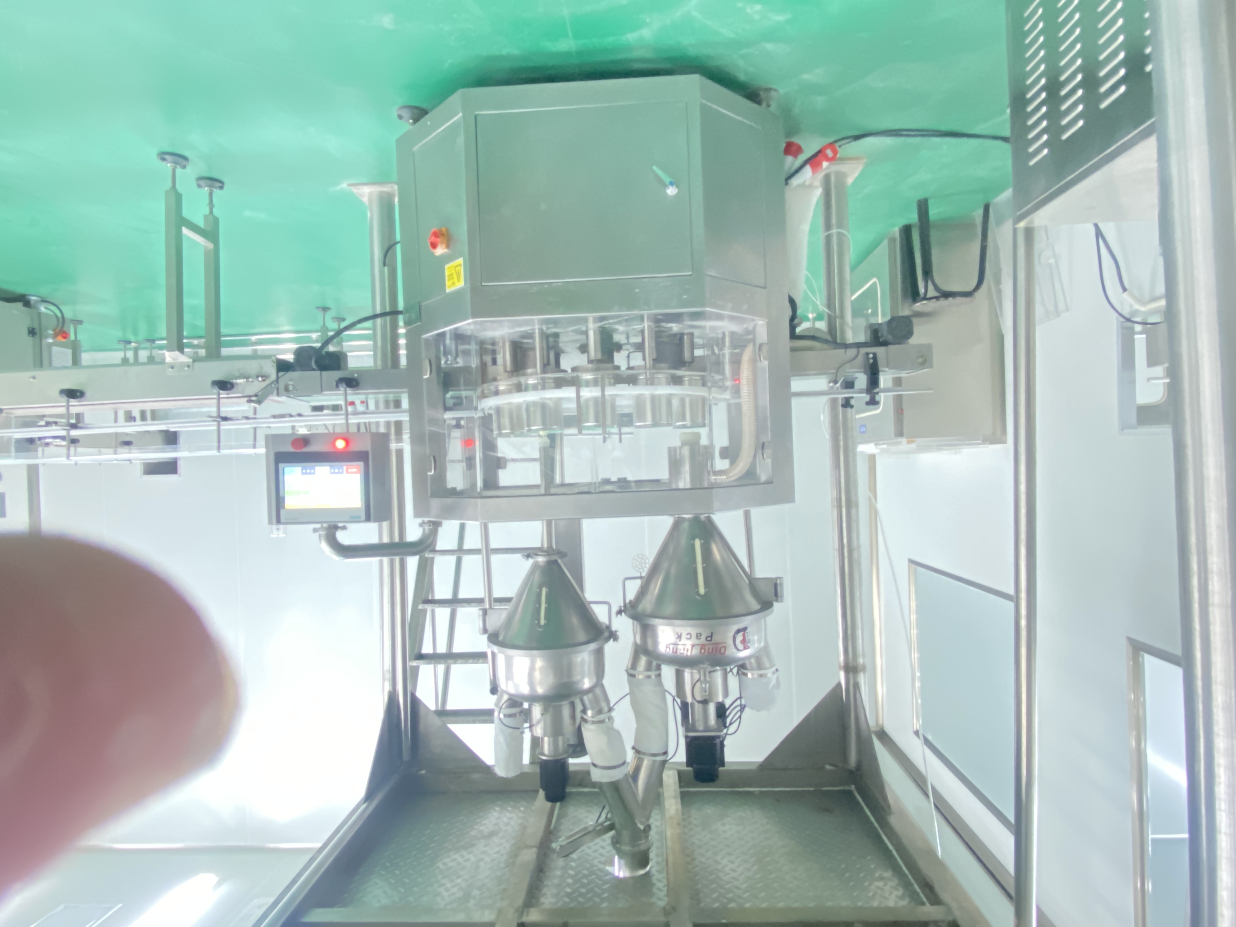 Automatic powder filling sealing machine 