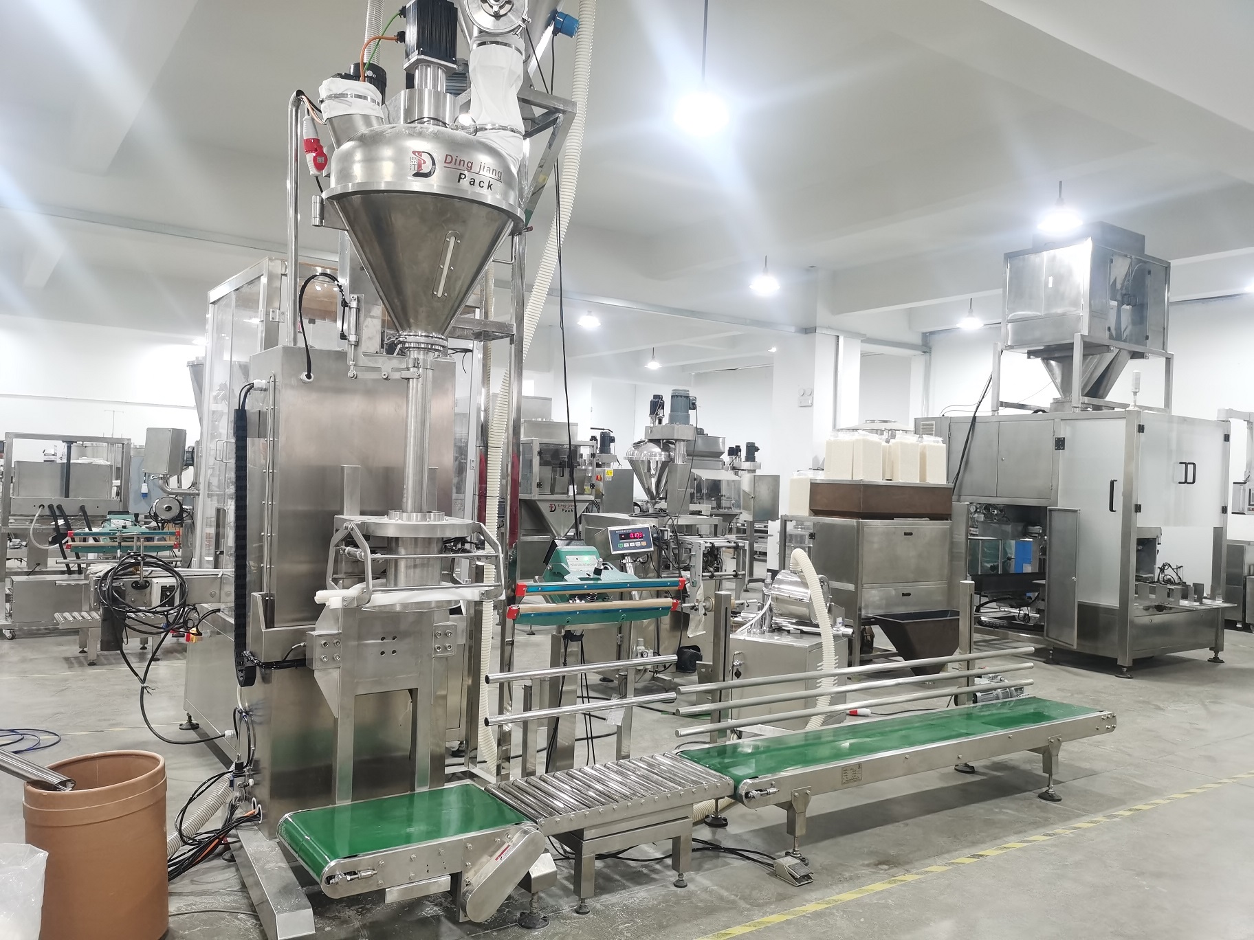  High Quality 25kg powder bag pack machine in lifting system Wholesale - Shanghai Dingjiang Packaging Machinery Manufacturing Co., Ltd. 