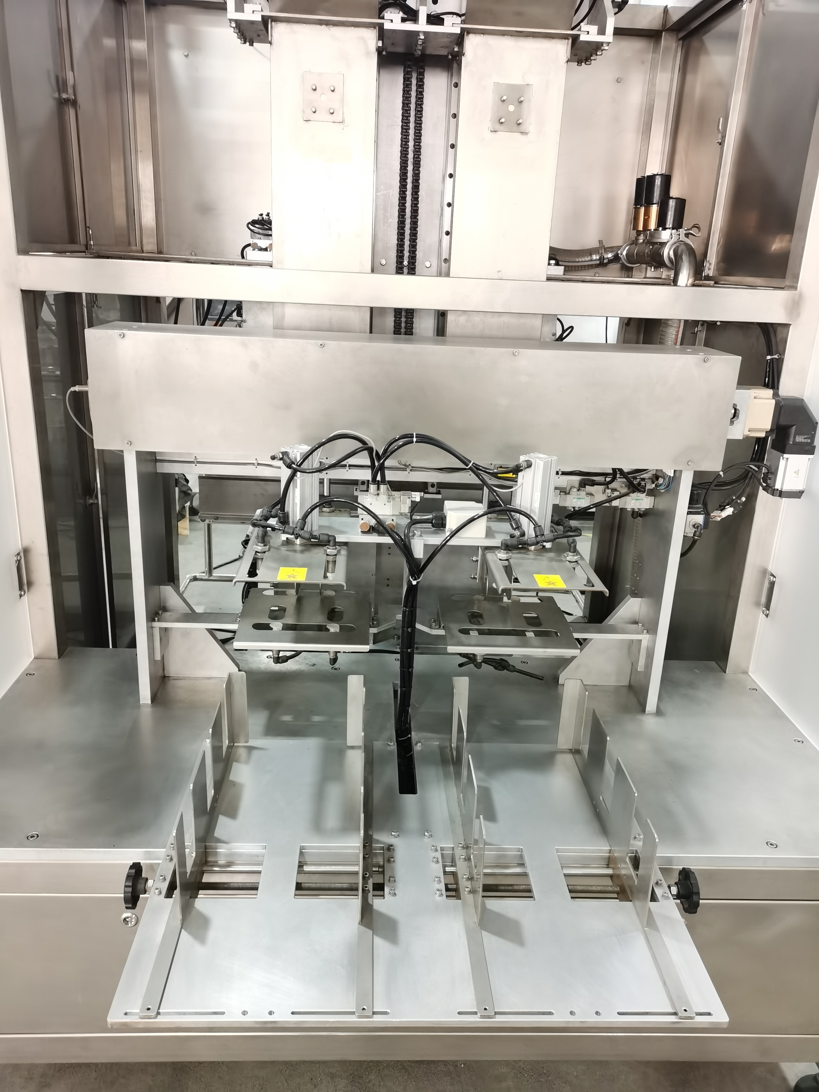 Best automatic hexahedron granule packaging machine Factory Price - Dingjiang 6