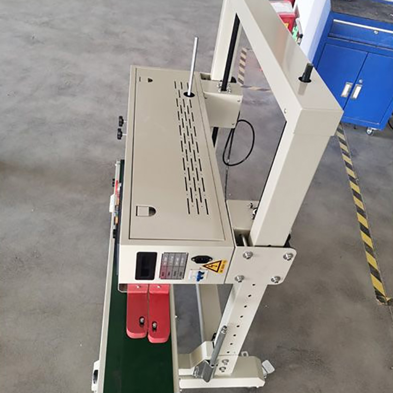 DJ-3.5-10kg automatic Bag sealer delivery to Spain1 4