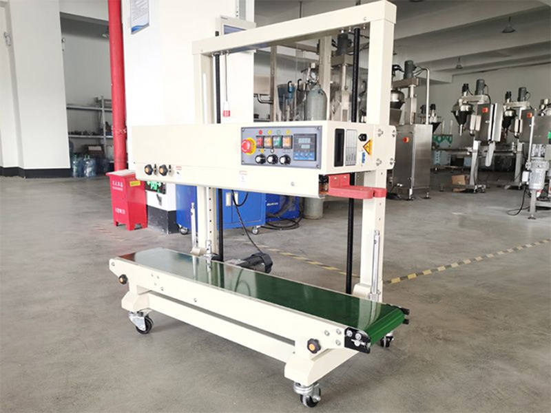 DJ-3.5-10kg automatic Bag sealer delivery to Spain1 3