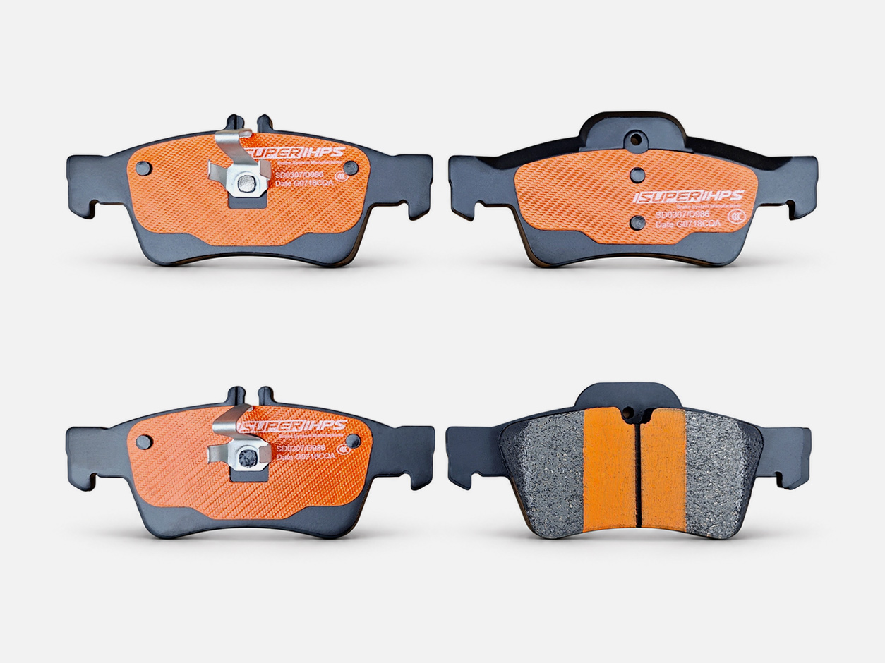 D986 Q7 Copper-Blended Ceramic Rear Brake Pads For Mercedes-Benz 4