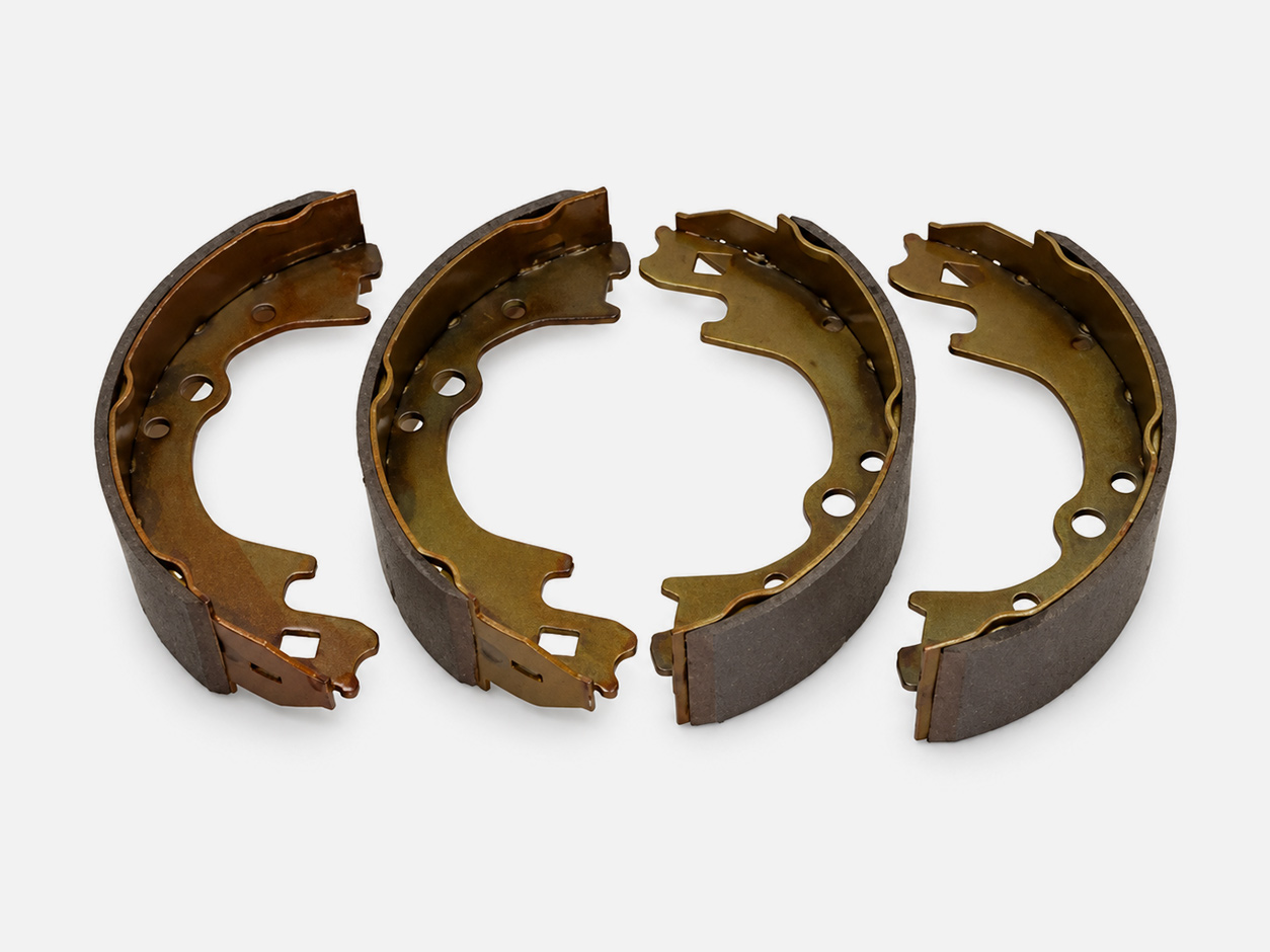 04495-26240 Semi-Metallic Rear Brake Shoes For Toyota 4