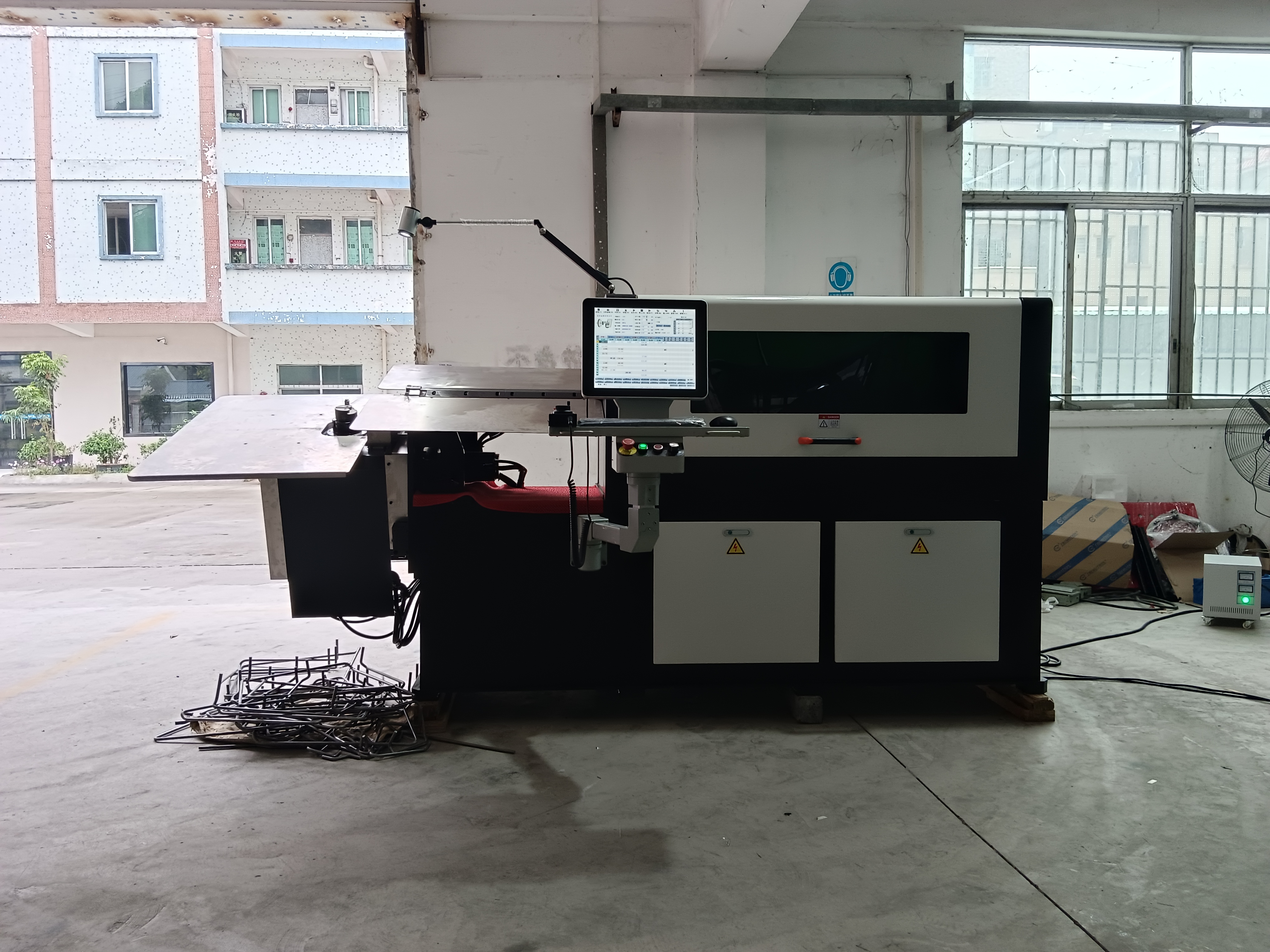 شركة شينشنغ للآلات، شركة صينية مصنعة وموردة لماكينات ثني الأسلاك ثلاثية الأبعاد CNC 2