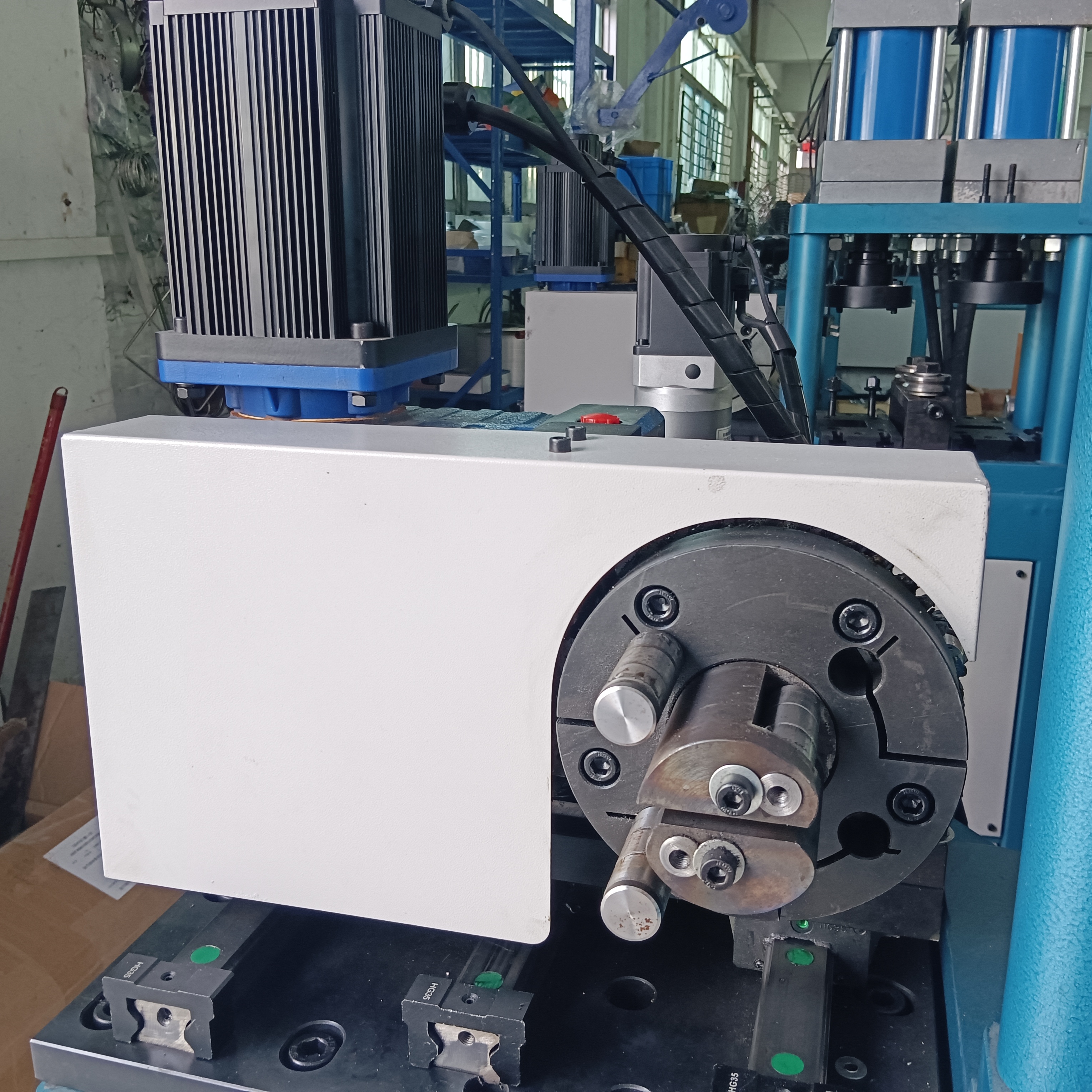 Tam otomatik hortum kelepçesi yapma makinesi XS-50PC-3A 11