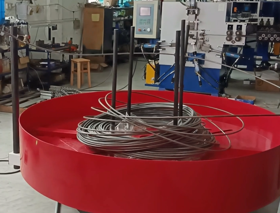 Wie funktioniert eine 3D-Drahtbiegemaschine? 1
