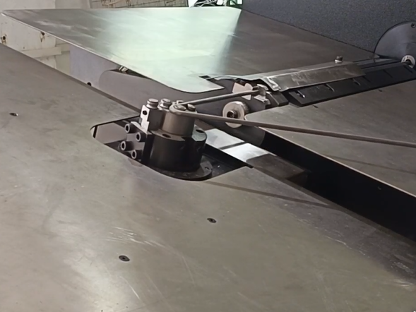 Wie funktioniert eine 3D-Drahtbiegemaschine? 4