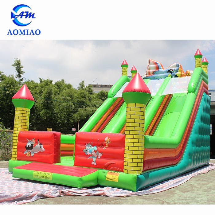 Giant Inflatable Slide - Tom and Jerry SL1702 2