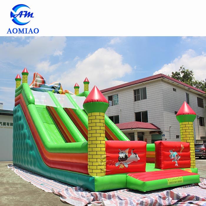 Giant Inflatable Slide - Tom and Jerry SL1702 5
