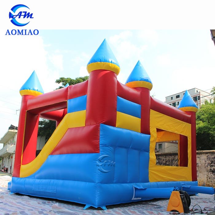 Bounce House With Slide - BO1701 6