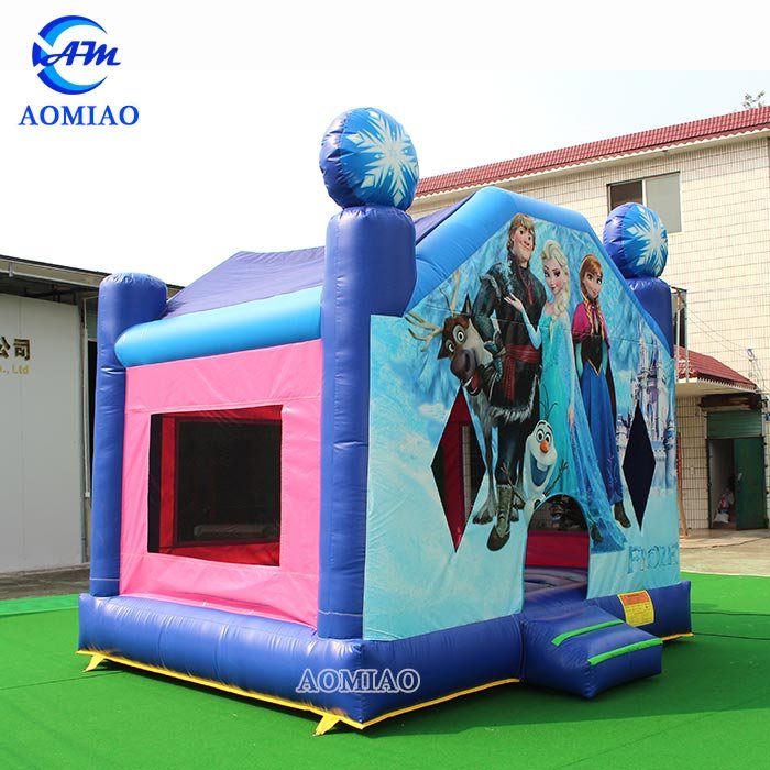 Frozen Bouncy Castle - BO1775 4