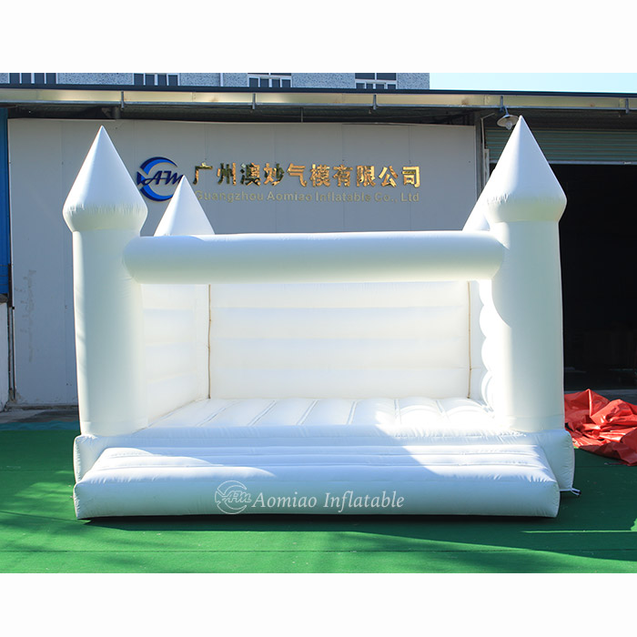 5 x 4m White Jumping Castles Wedding Bouncy Castle - BO1789 1