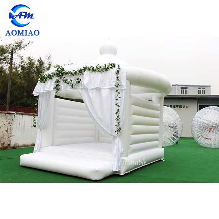5m x 4m Wedding White Inflatable Bounce House Jumping Castle 2