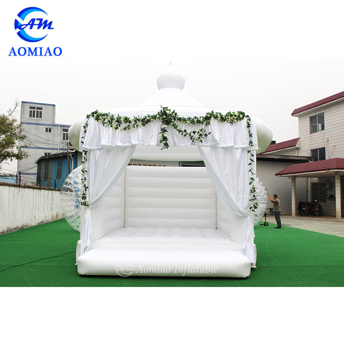 5m x 4m Wedding White Inflatable Bounce House Jumping Castle 1