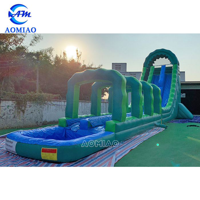 Hurricane Hulk Inflatable Water Slide 3