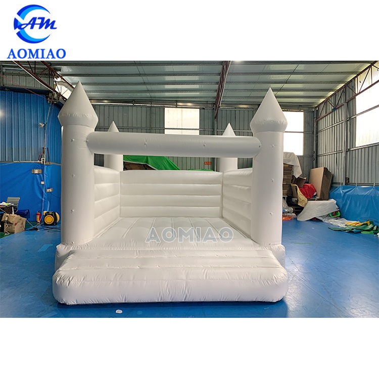 13ft white bouncy castle for wedding party 2