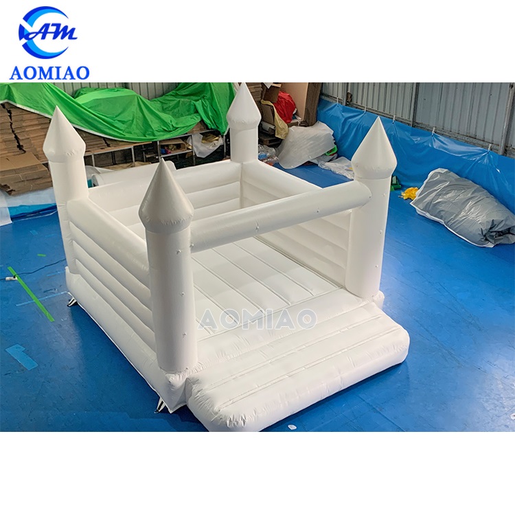 13ft white bouncy castle for wedding party 3
