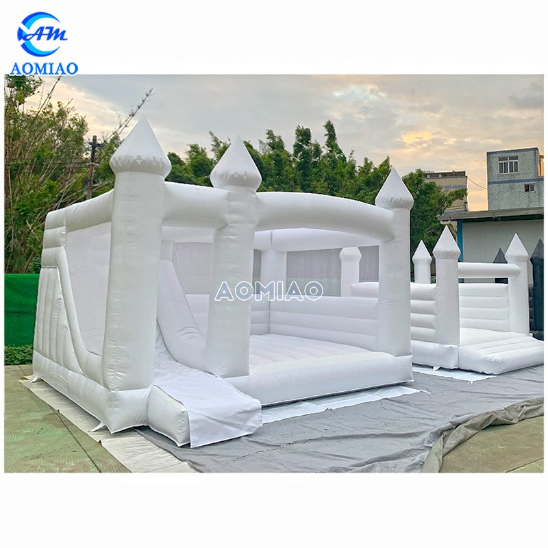 Customized size pastel bounce house 2