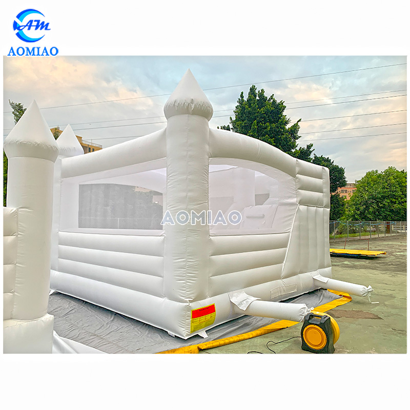 Customized size pastel bounce house 5