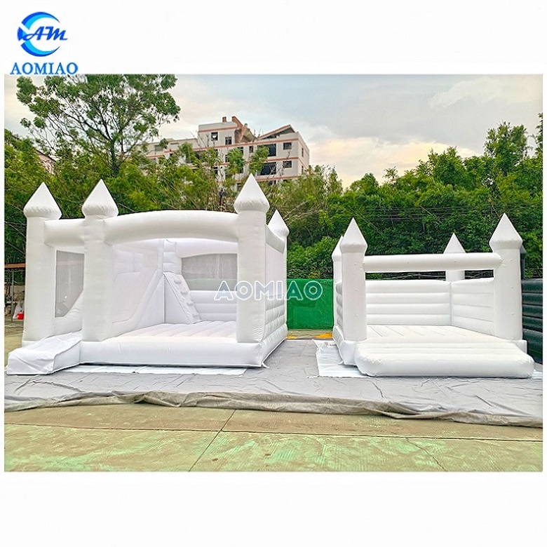 Customized size pastel bounce house 4