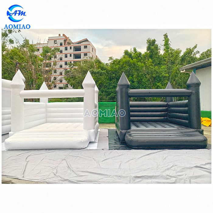 13ft black color bounce house 4