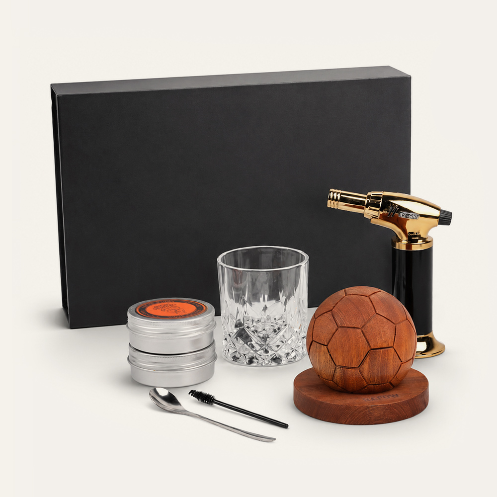 Kit ahumador de cócteles con forma de balón de fútbol de madera maciza de sapeli de primera calidad con logotipo láser personalizado para bar de whisky | Proveedor mayorista de fábrica 2