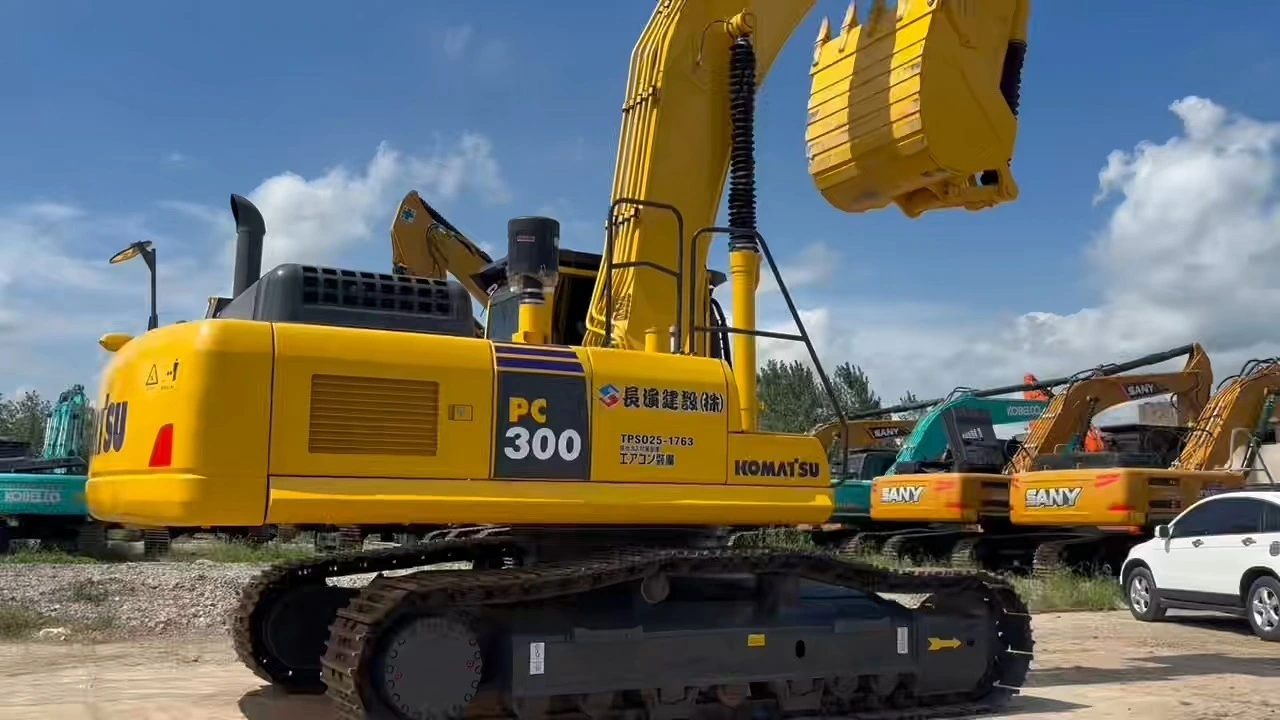 Used Komatsu PC300 Excavator for Sale | 30 Ton Hydraulic Excavator 1