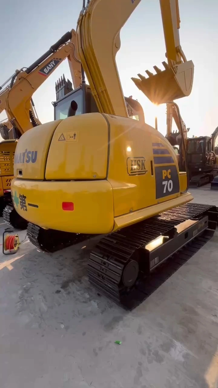 Used Komatsu PC70 Excavator for Sale | Compact Hydraulic Crawler Excavator 1