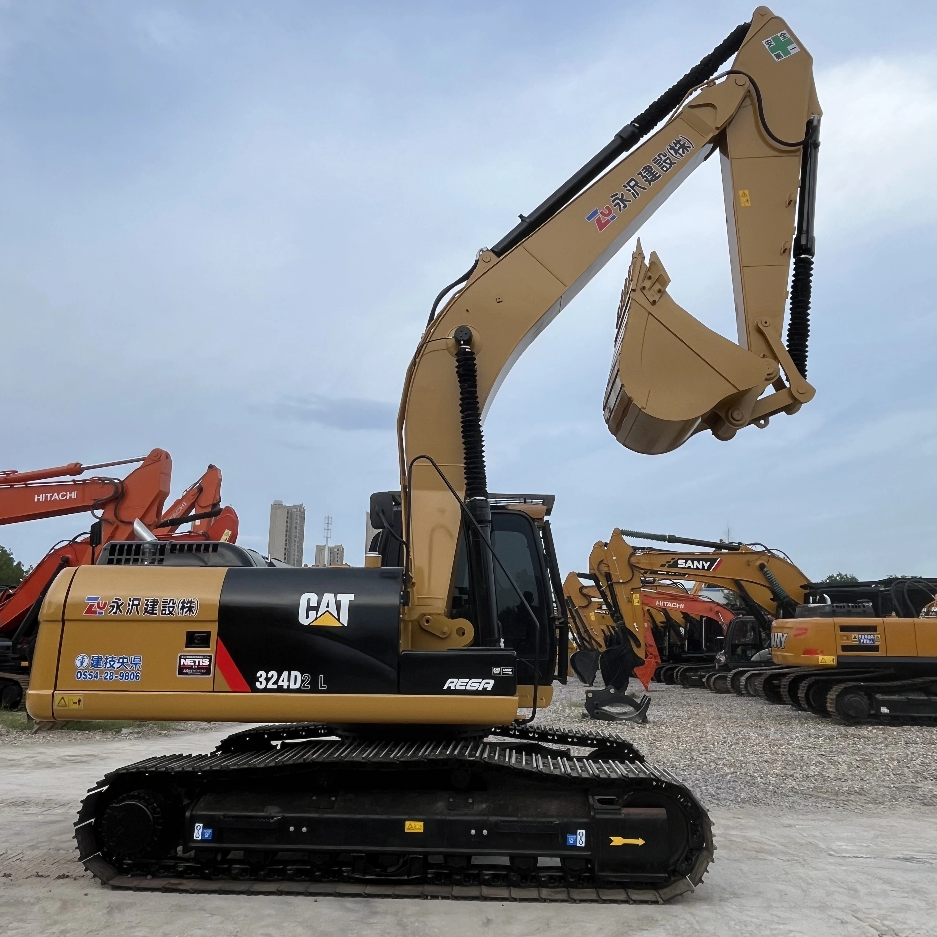 Used CAT 324D2L Hydraulic Crawler Excavator | Caterpillar 324D2L Excavator 1